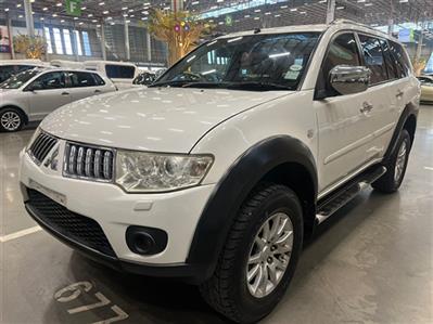 2013 MITSUBISHI PAJERO SPORT 3.2 Di-D GLS