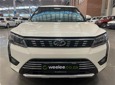 MAHINDRA XUV300 XUV300 1.2T (W8)