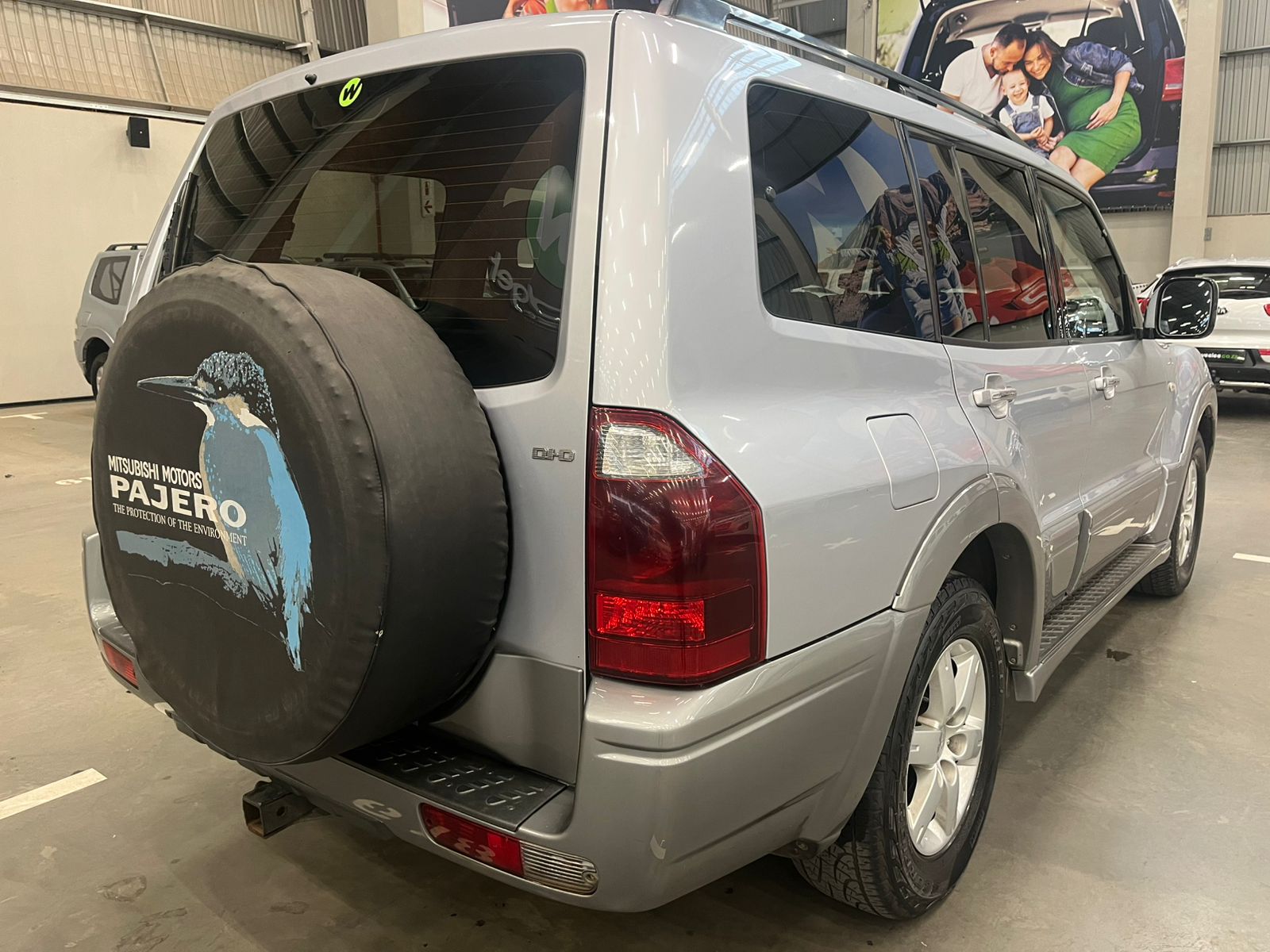 MITSUBISHI PAJERO PAJERO 3200 DI-D GLS A/T