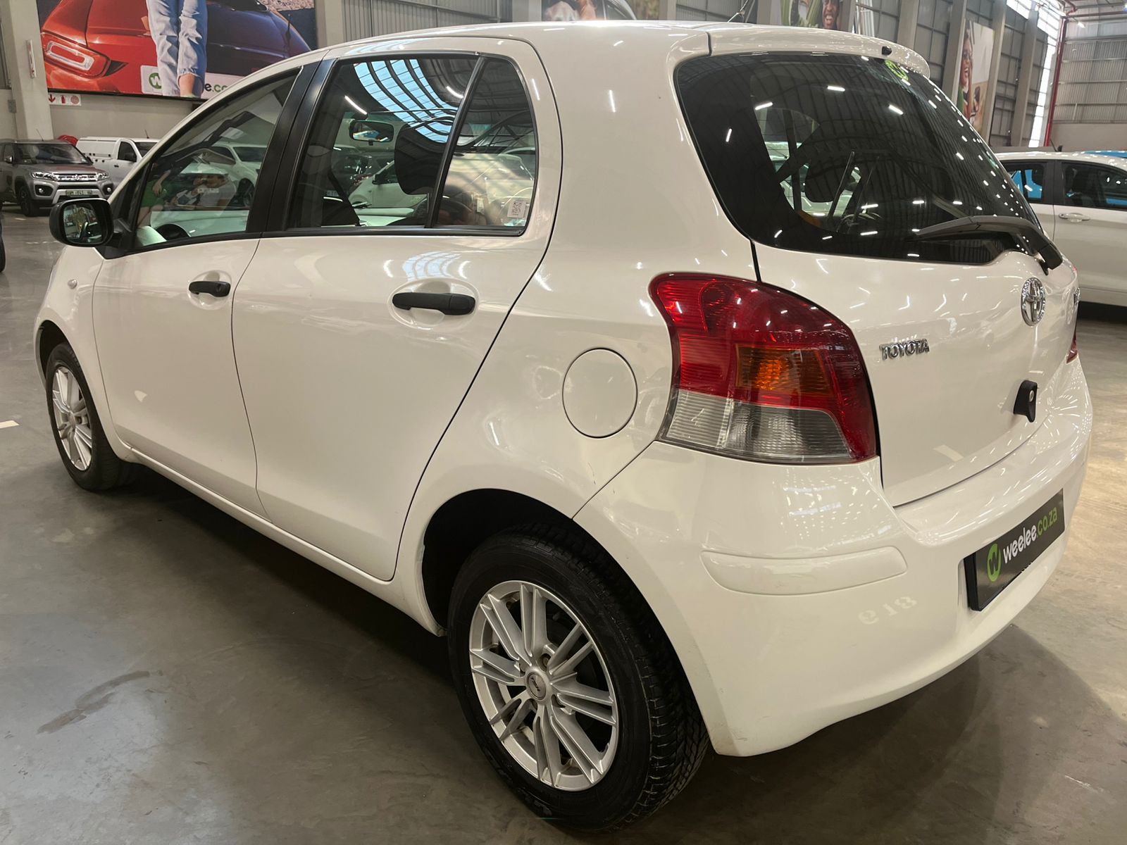 TOYOTA YARIS YARIS T1 5Dr A/C