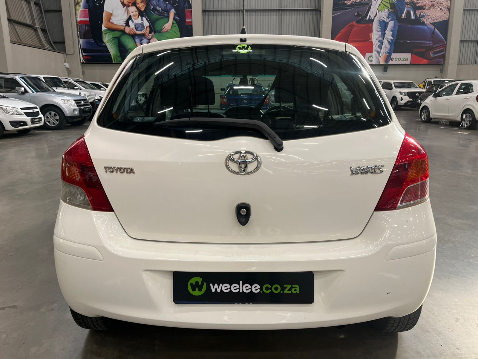 TOYOTA YARIS YARIS T1 5Dr A/C