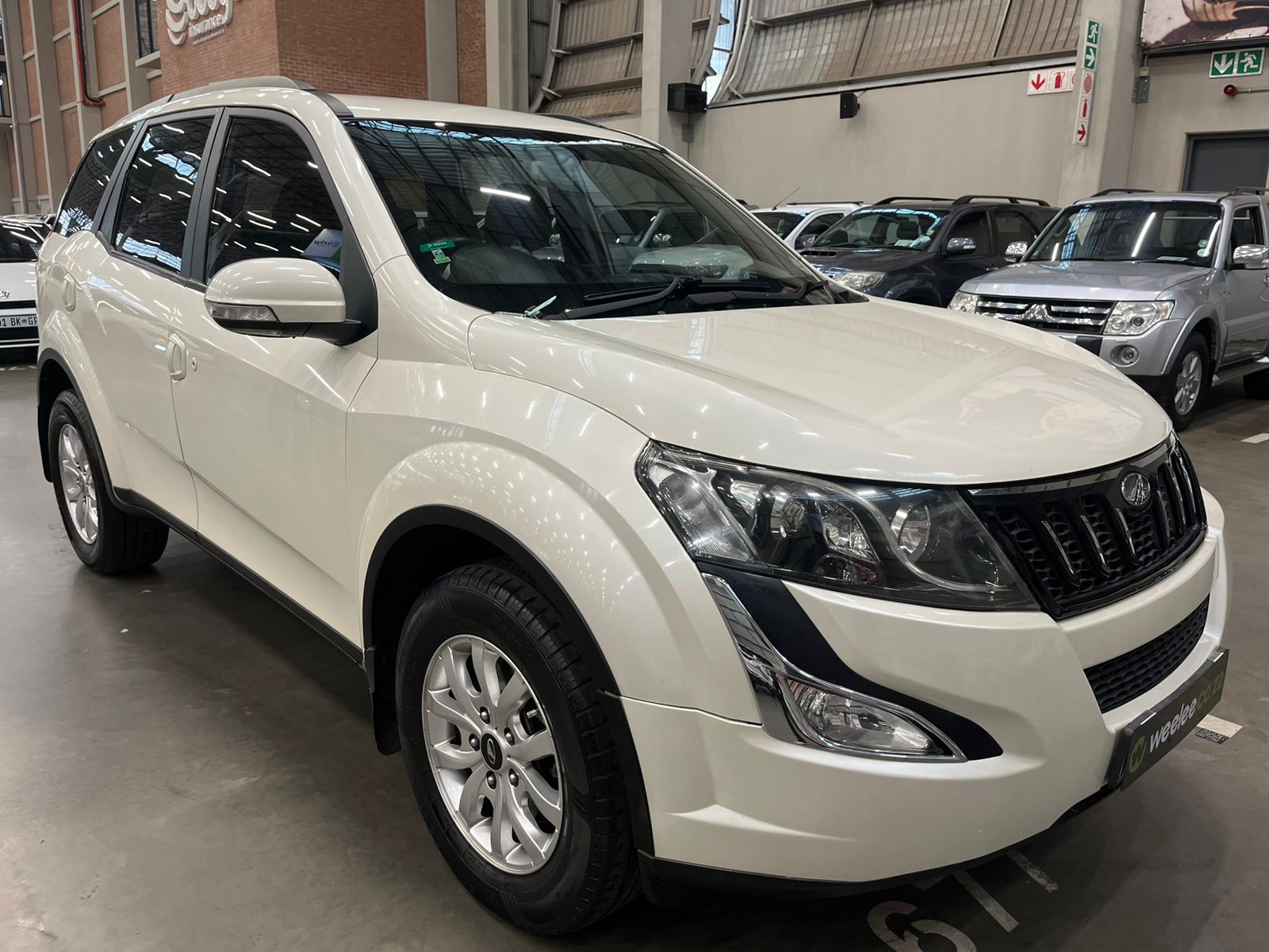 MAHINDRA XUV XUV 500 2.2D MHAWK (W8) 7 SEAT