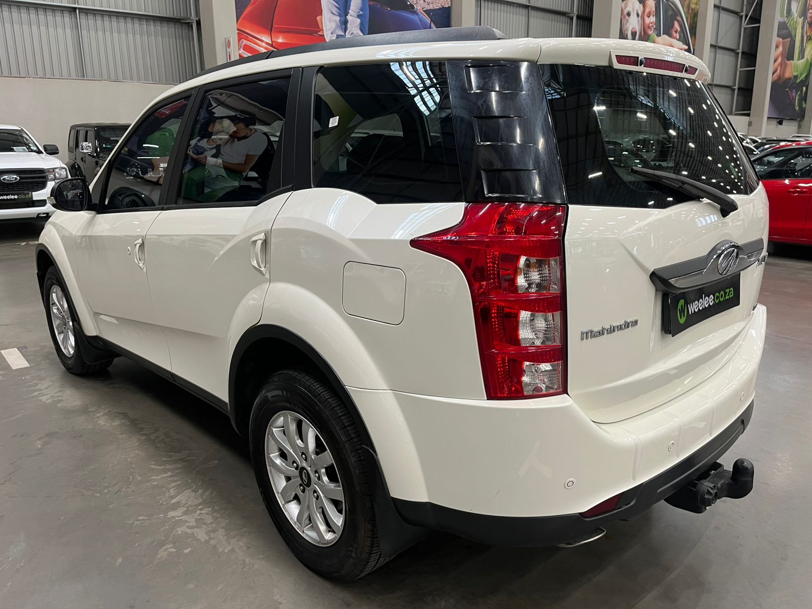 MAHINDRA XUV XUV 500 2.2D MHAWK (W8) 7 SEAT