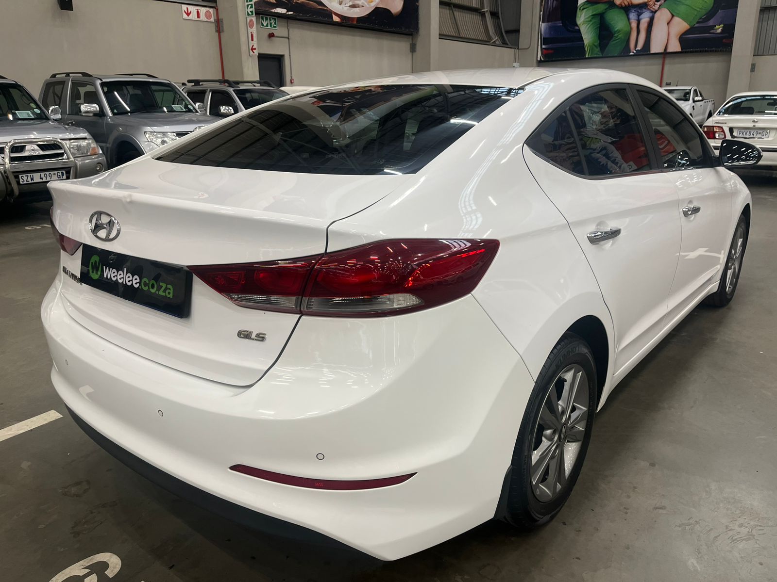 HYUNDAI ELANTRA ELANTRA 1.6 EXECUTIVE A/T