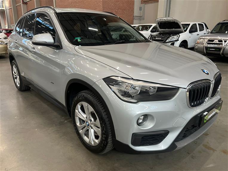 BMW X1 sDrive 18i (F48) Steptronic