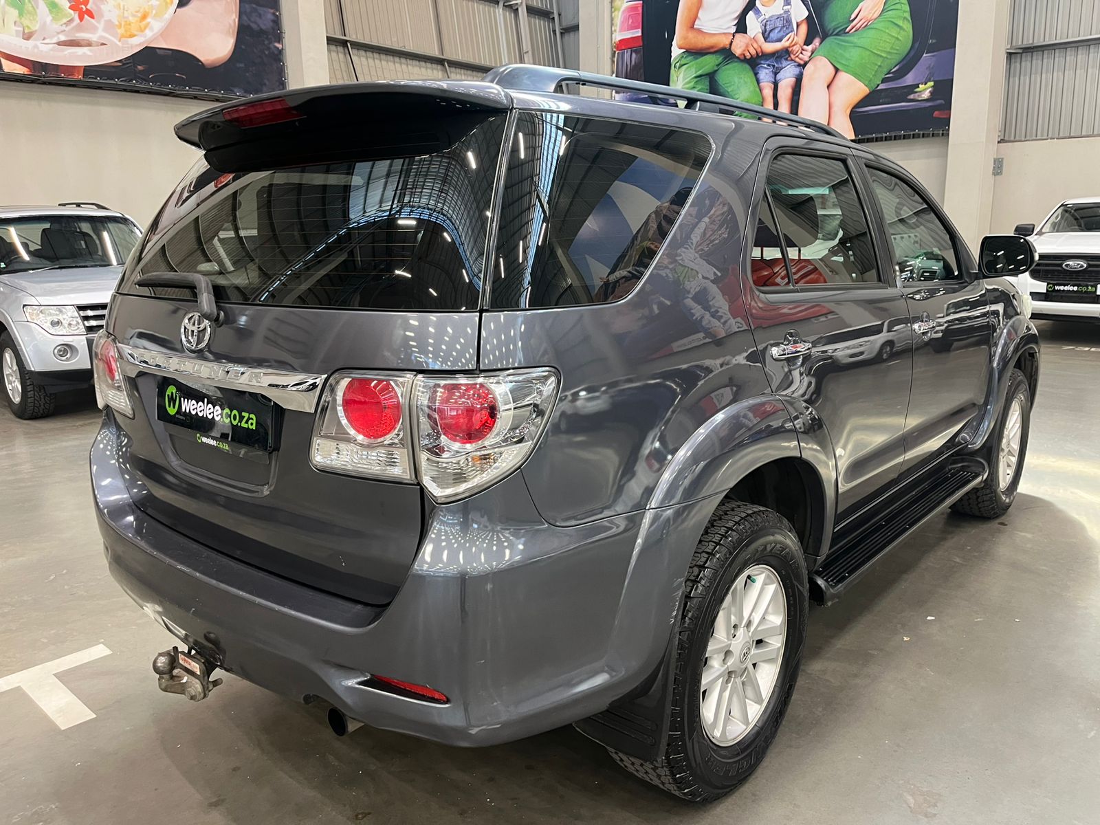 TOYOTA FORTUNER FORTUNER 2.5D-4D RB