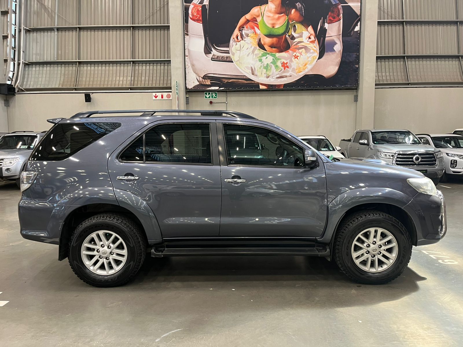 TOYOTA FORTUNER FORTUNER 2.5D-4D RB