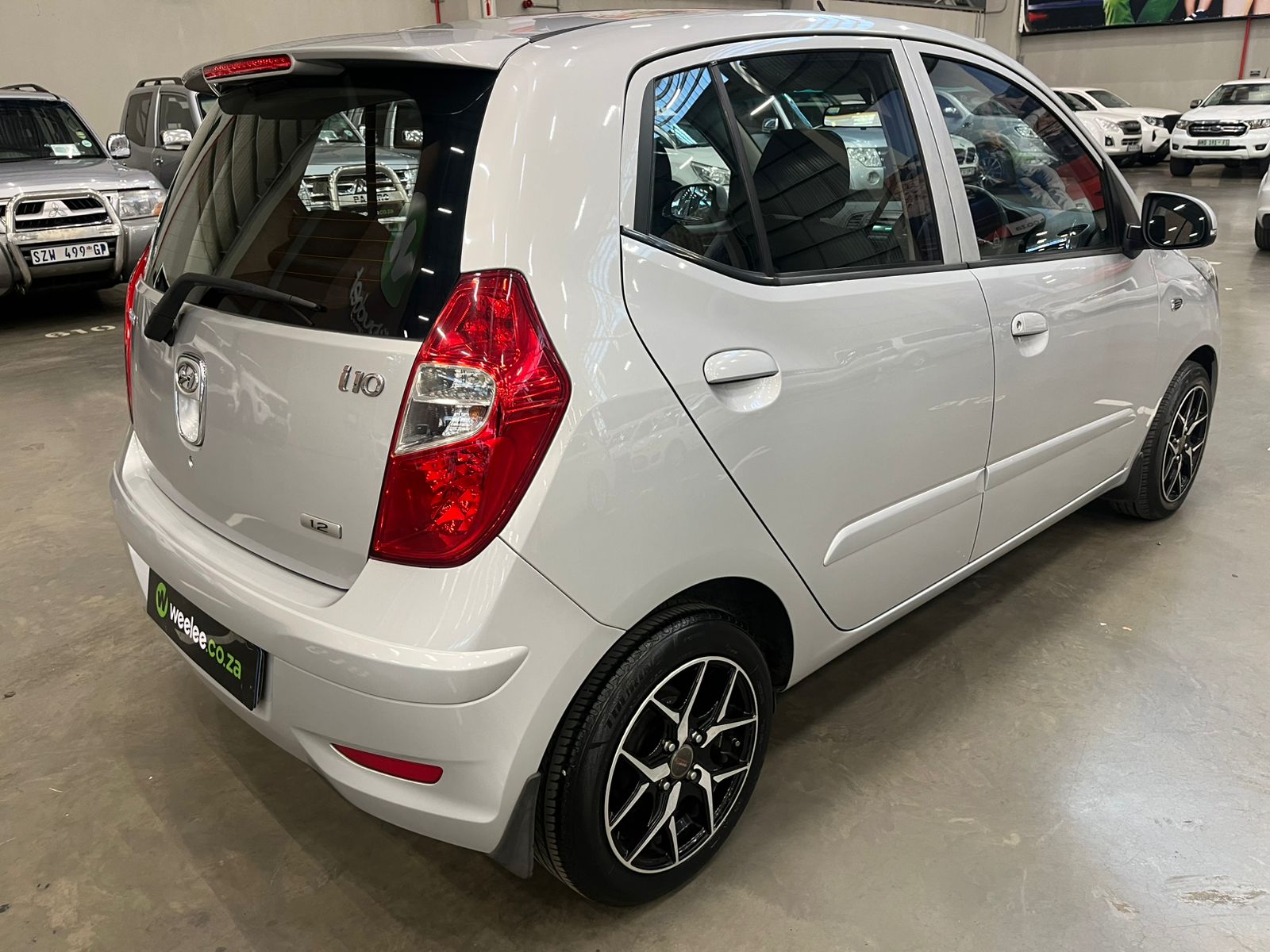 HYUNDAI i10 i10 1.25 GLS/FLUID
