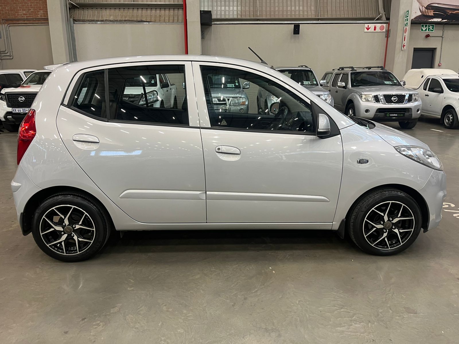 HYUNDAI i10 i10 1.25 GLS/FLUID