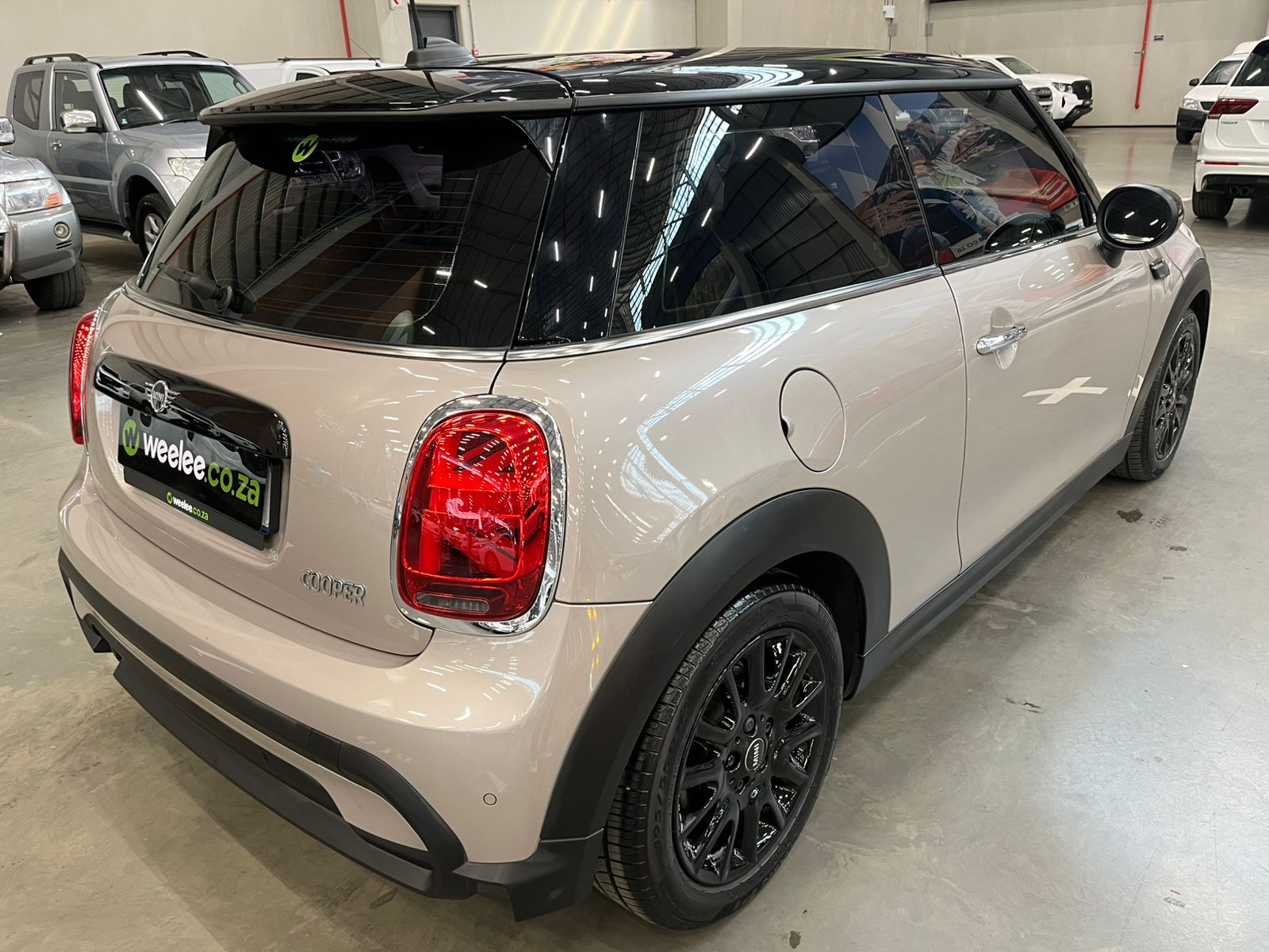 MINI COOPER COOPER A/T