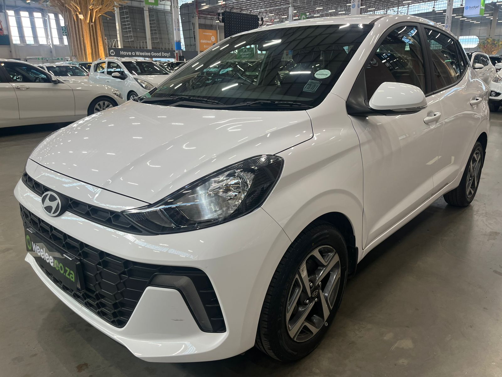 HYUNDAI i10 GRAND i10 1.2 FLUID A/T (4DR)