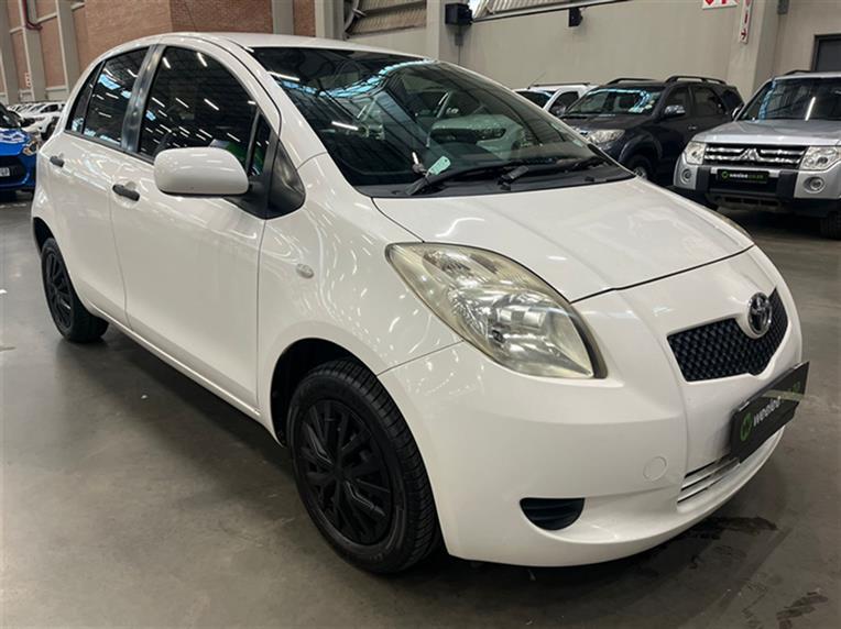 Toyota Yaris T1 5 Door A/C