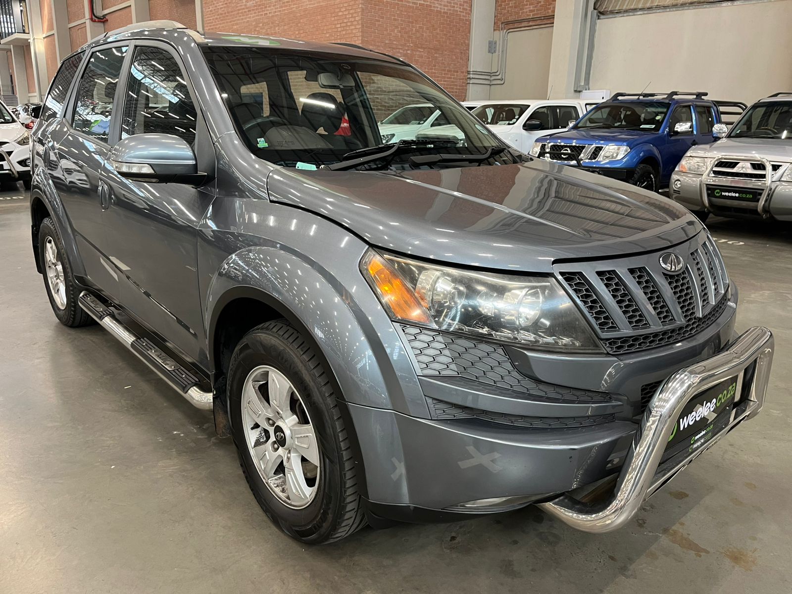 MAHINDRA XUV XUV 500 2.2D MHAWK (W8) 7 SEAT