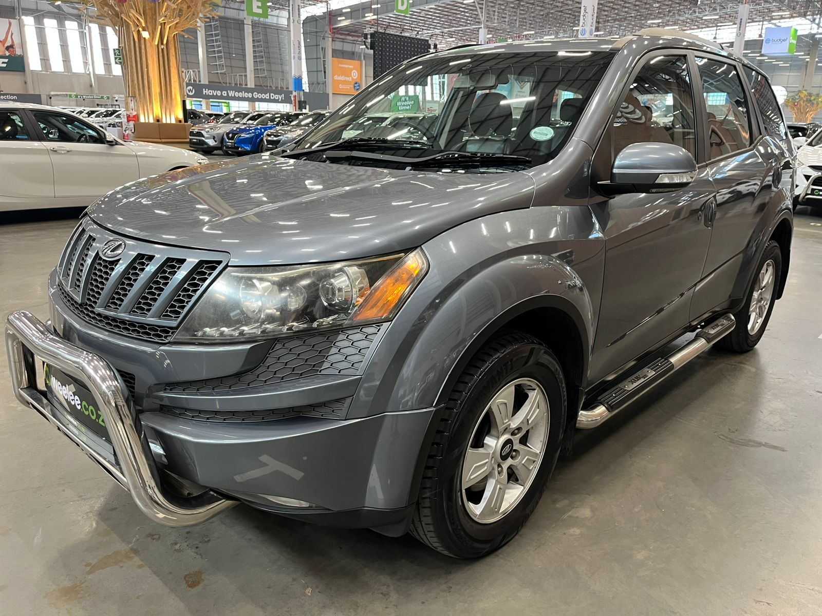 MAHINDRA XUV XUV 500 2.2D MHAWK (W8) 7 SEAT