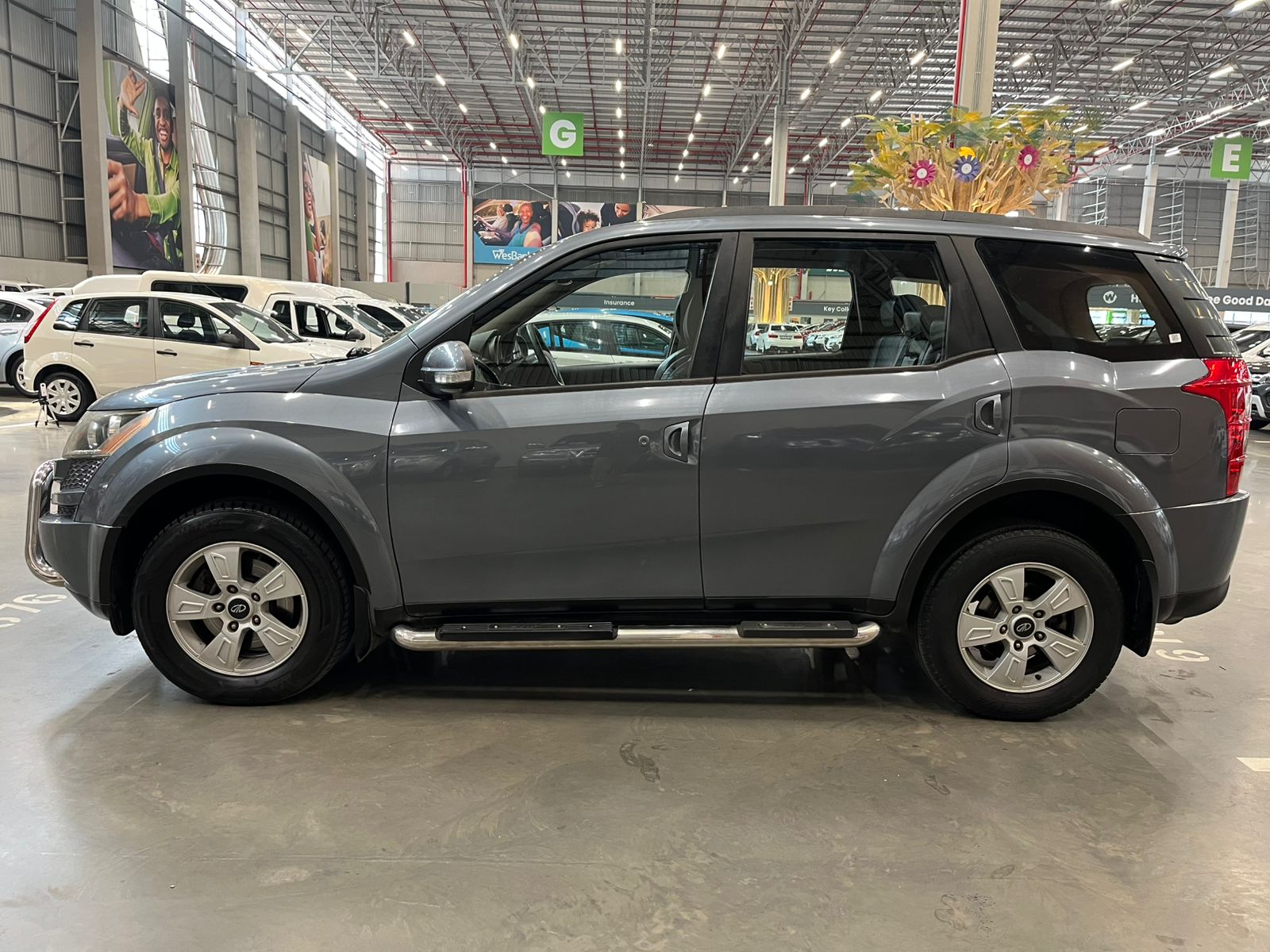 MAHINDRA XUV XUV 500 2.2D MHAWK (W8) 7 SEAT