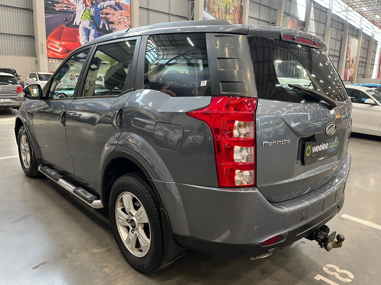 MAHINDRA XUV XUV 500 2.2D MHAWK (W8) 7 SEAT