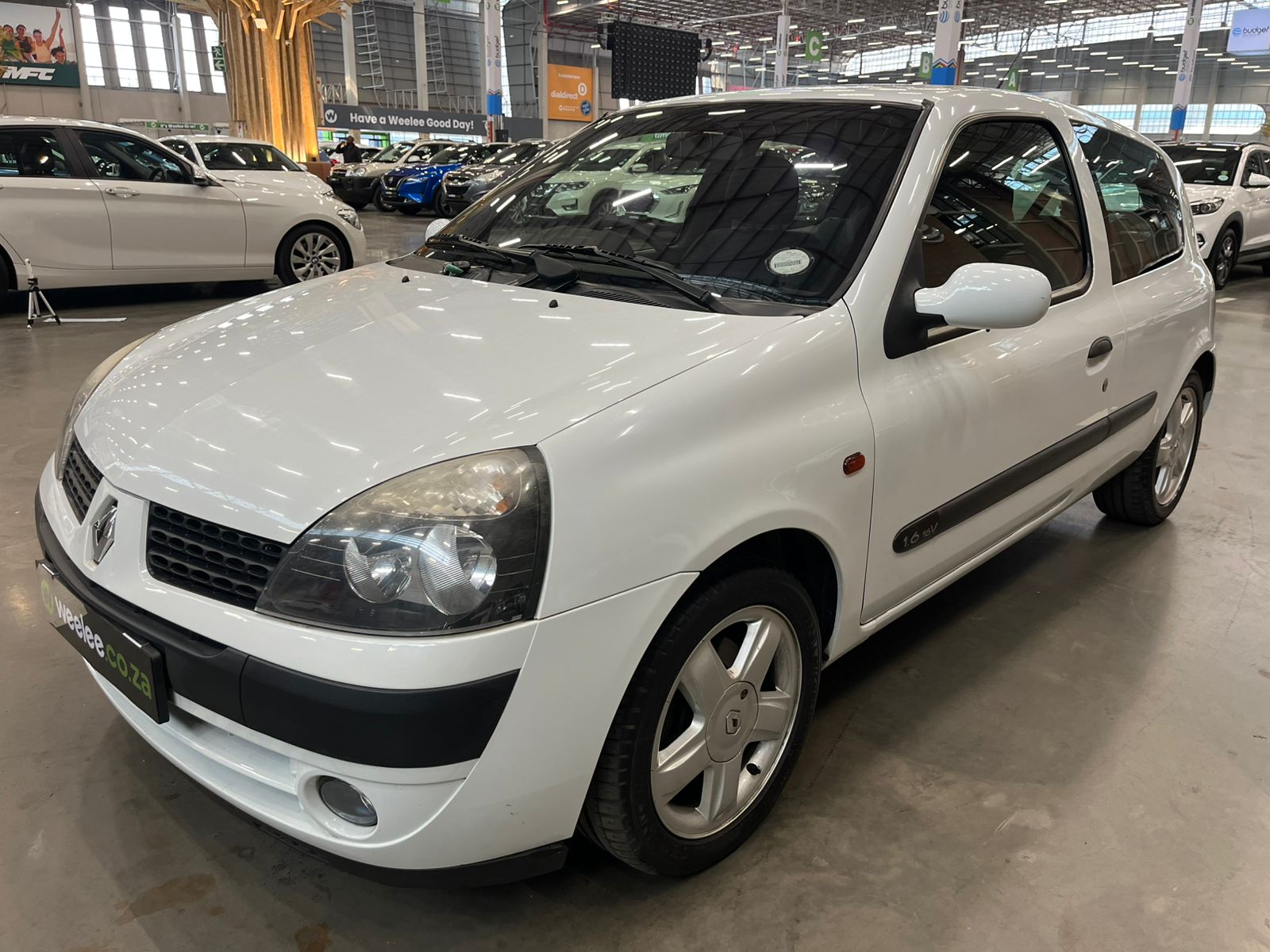 RENAULT CLIO CLIO 1.6 DYNAMIQUE 3dr