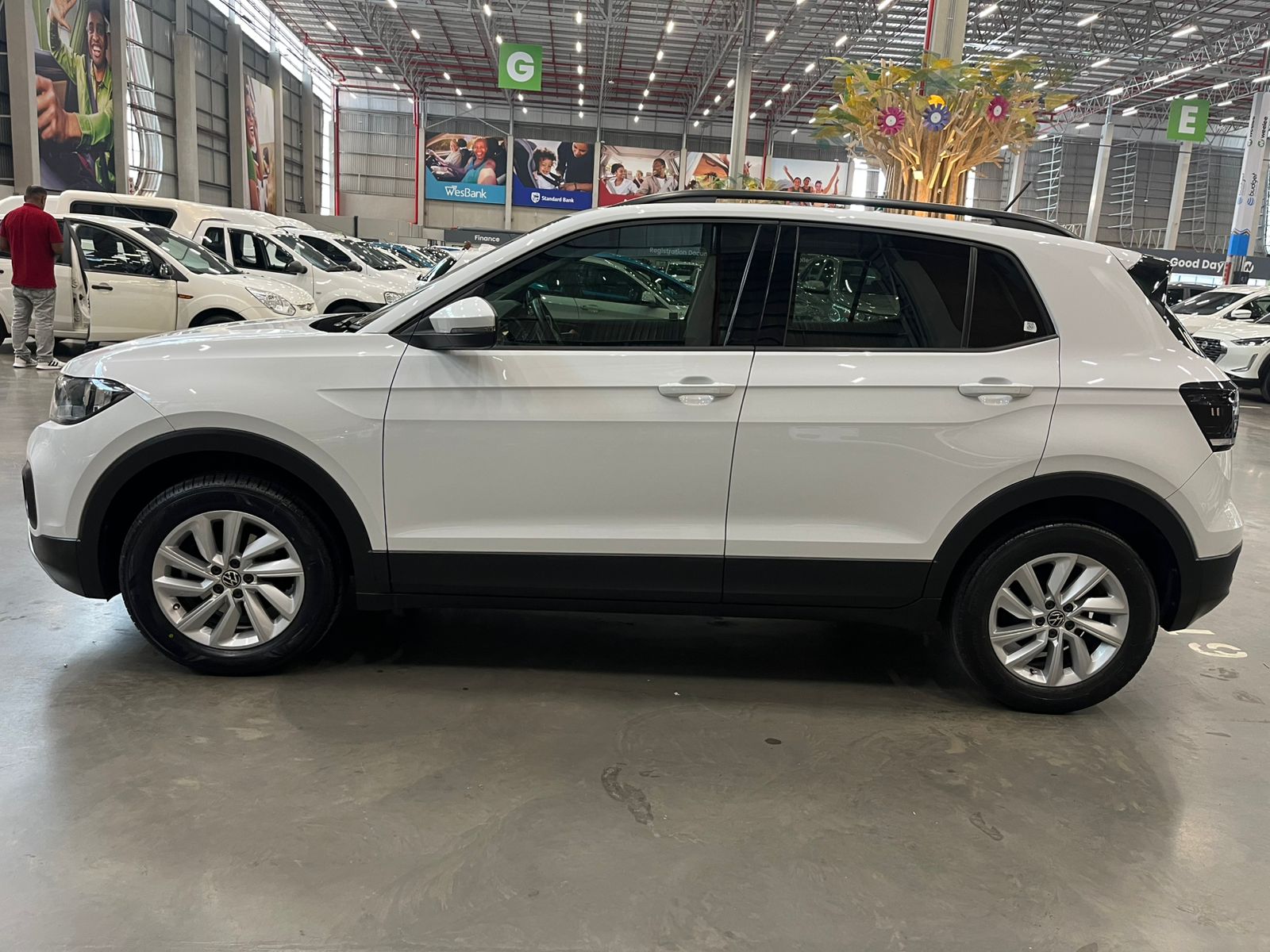 VOLKSWAGEN T-CROSS T-CROSS 1.0 TSI COMFORTLINE