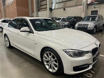 2013 BMW 320i SPORT LINE A/T (F30)