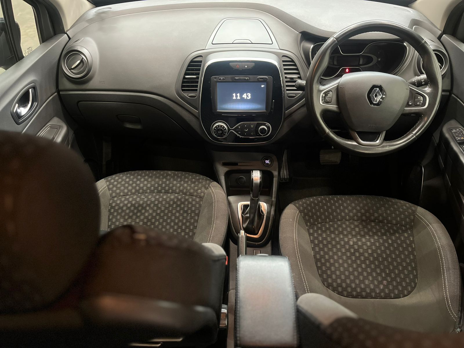 RENAULT CAPTUR CAPTUR 1.2T DYNAMIQUE EDC 5DR (88KW)
