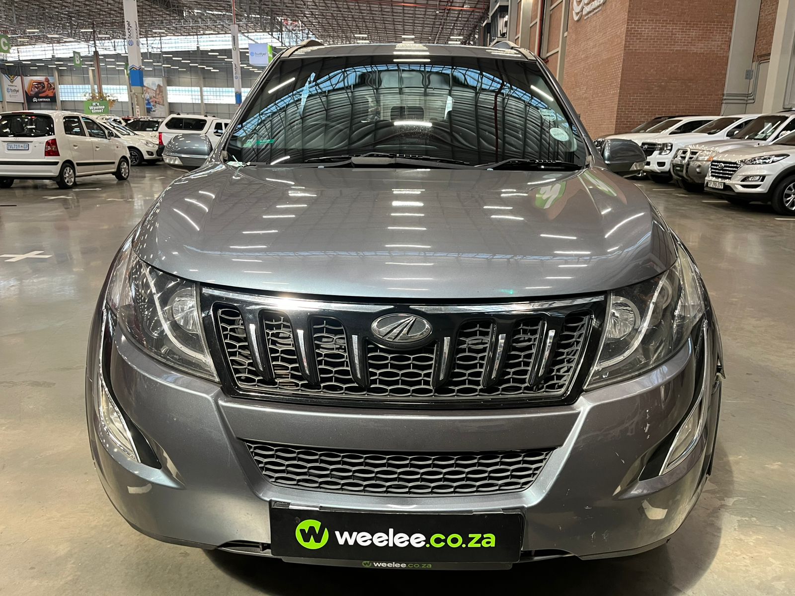 MAHINDRA XUV XUV 500 2.2D MHAWK (W8) 7 SEAT
