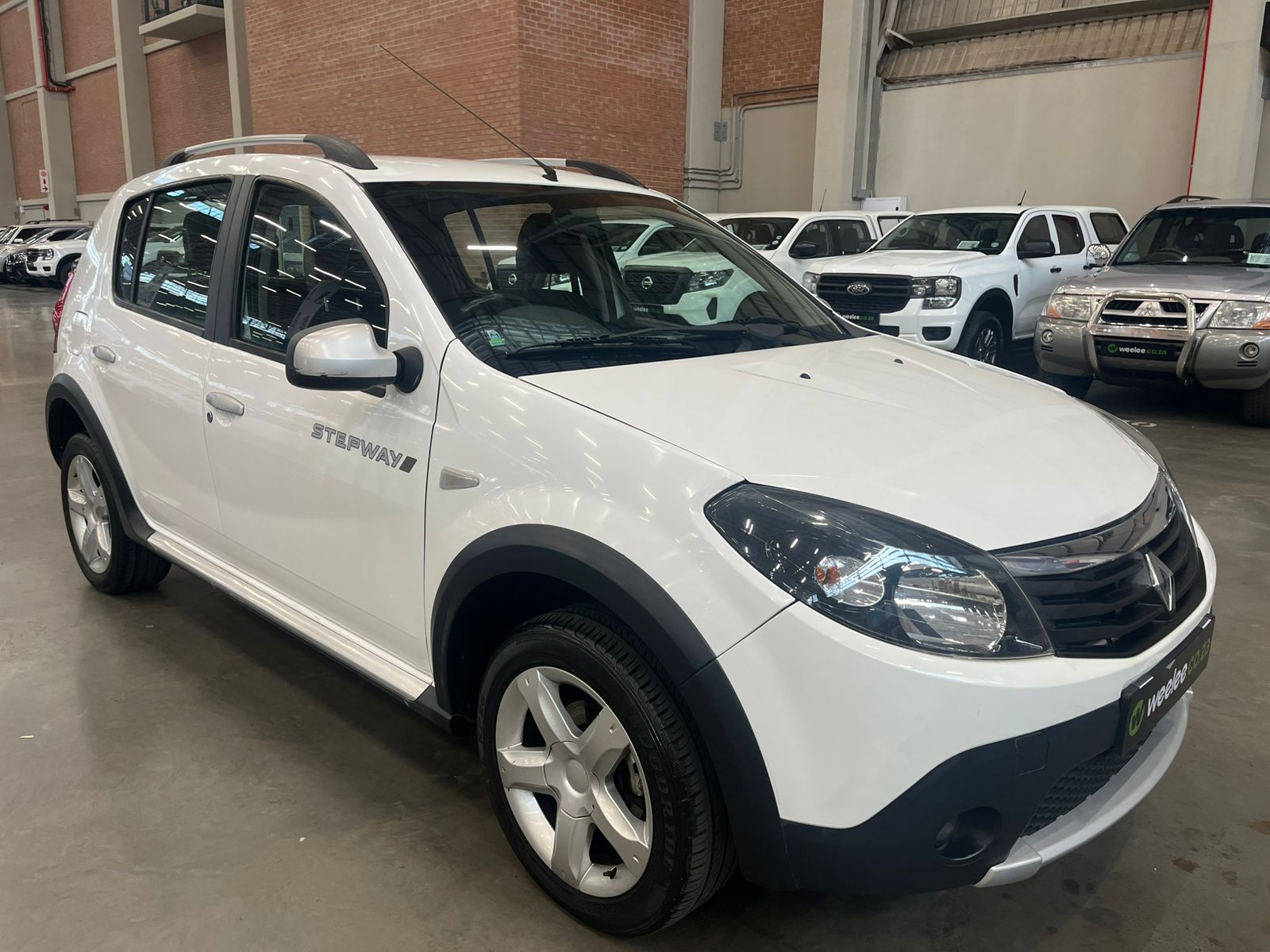 Renault Sandero 1.6 Stepway for sale in Gauteng - Centurion - Carfind ...