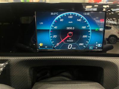 2021 MERCEDES-BENZ A200d (4DR)