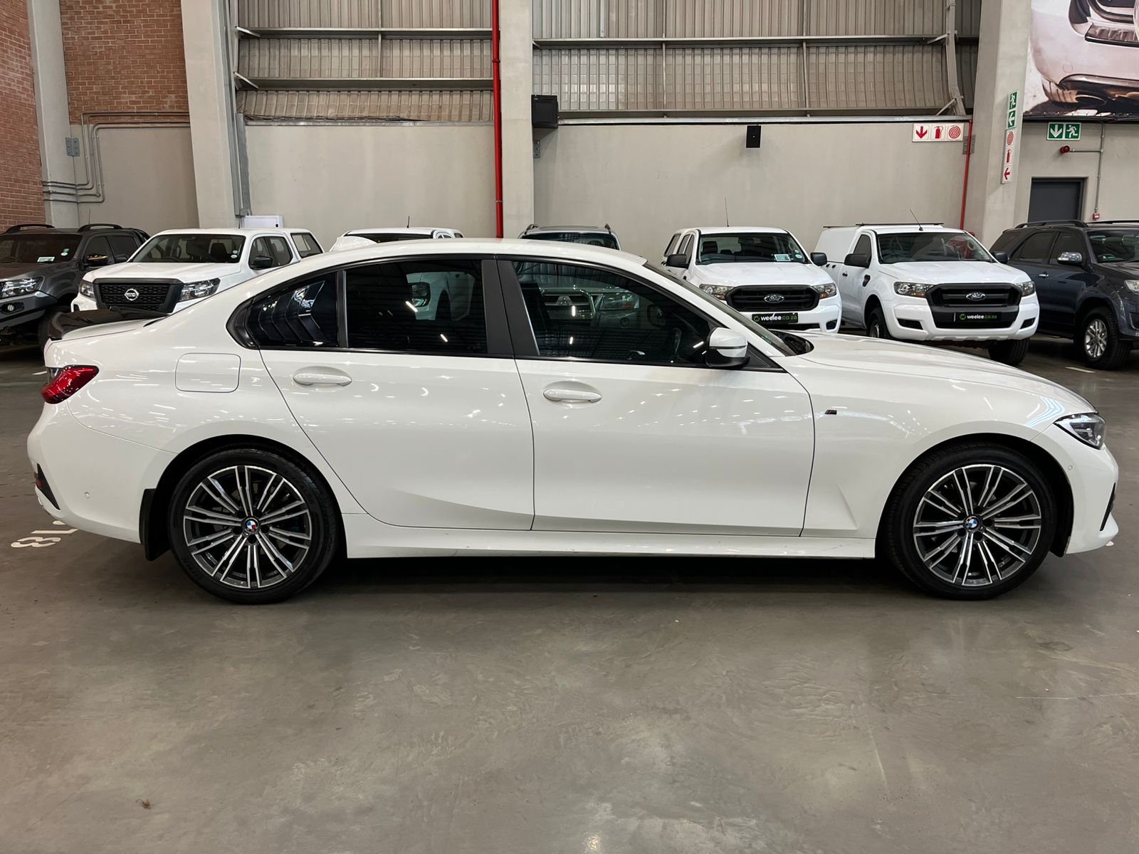 BMW 3 SERIES (G20) 320i M SPORT A/T (G20)