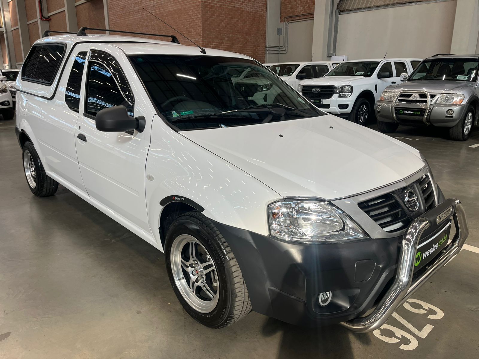 Nissan NP200 1.6i Pack