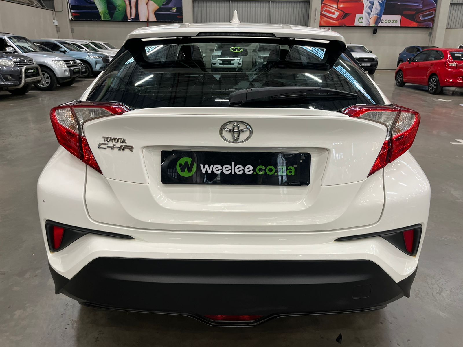 TOYOTA C-HR C-HR 1.2T PLUS CVT