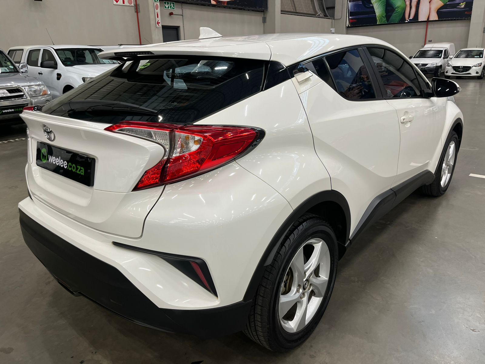 TOYOTA C-HR C-HR 1.2T PLUS CVT