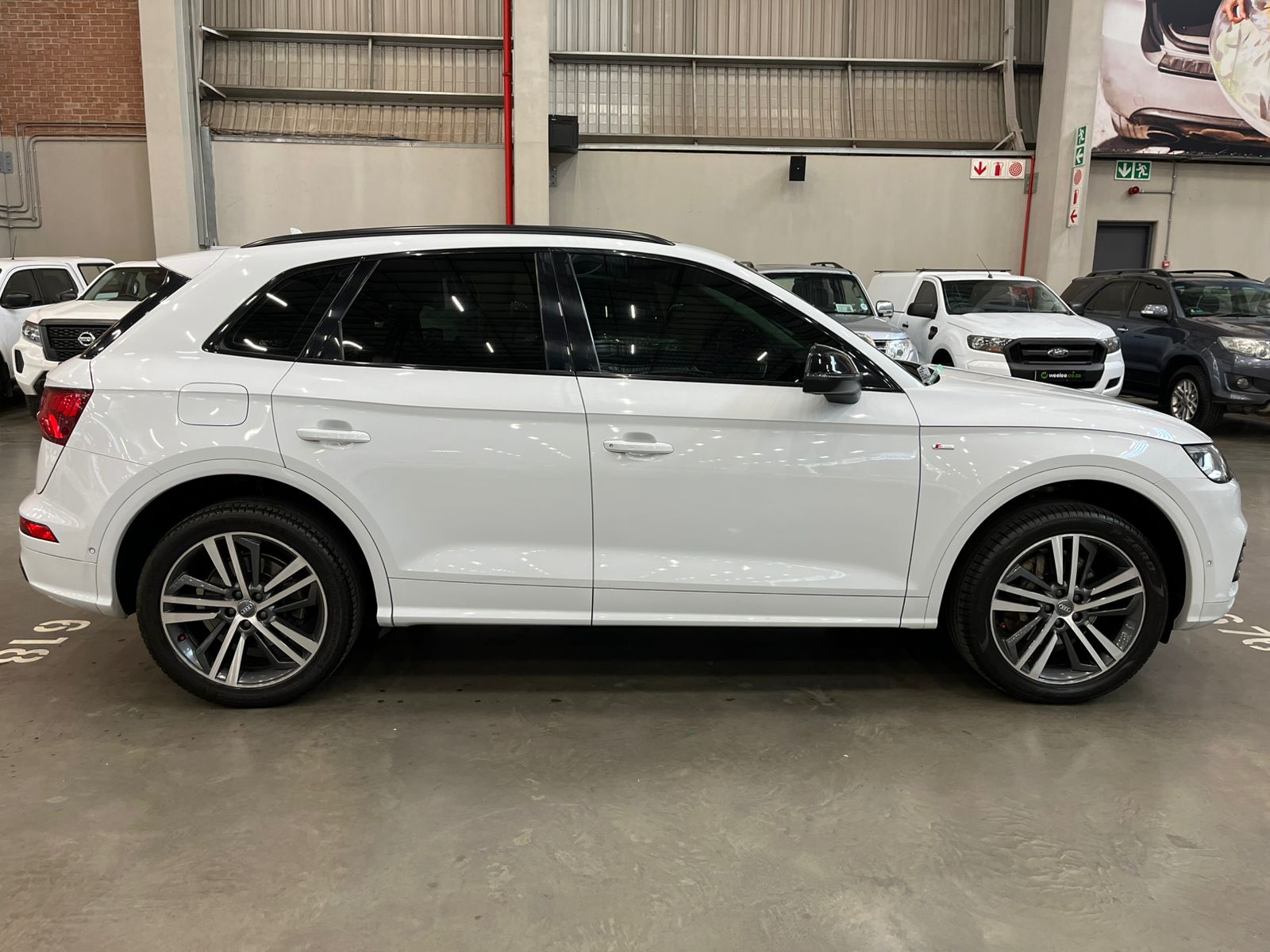 AUDI Q5 Q5 2.0 TDI QUATTRO STRONIC SPORT (40 TDI)