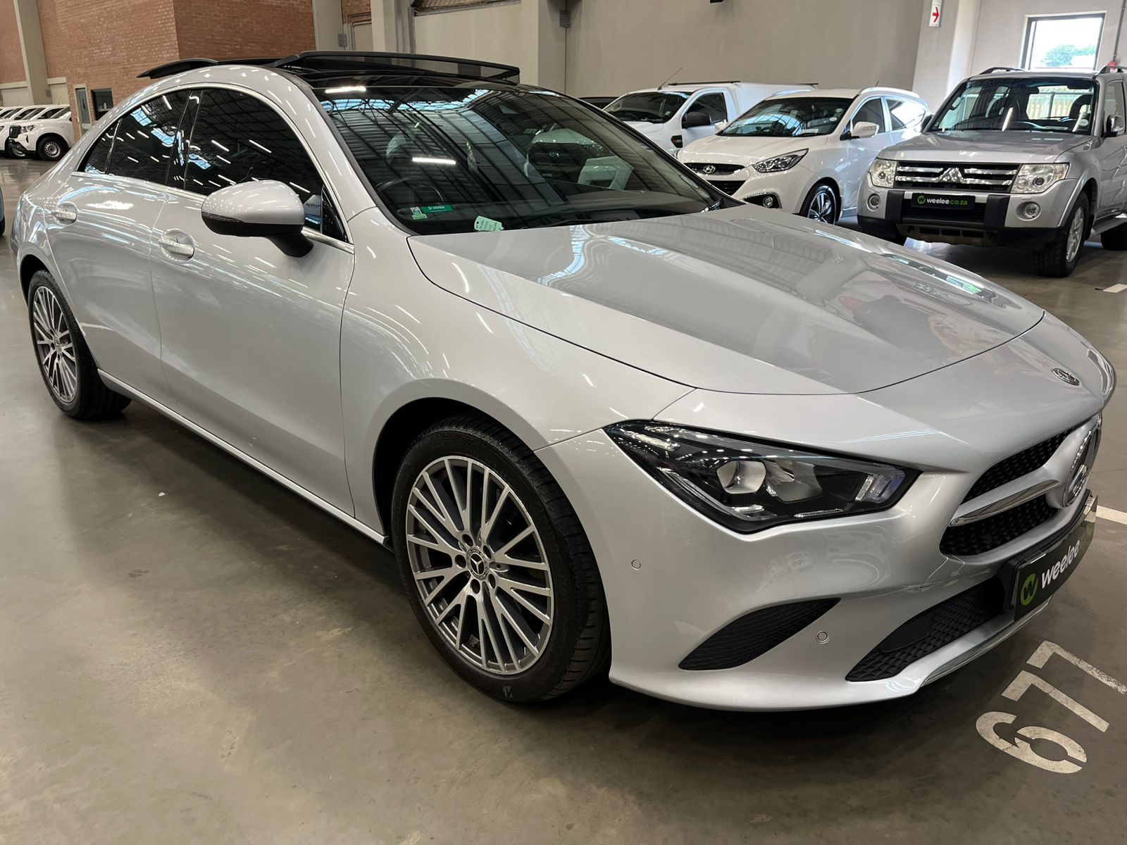 MERCEDES-BENZ CLA CLA220d A/T