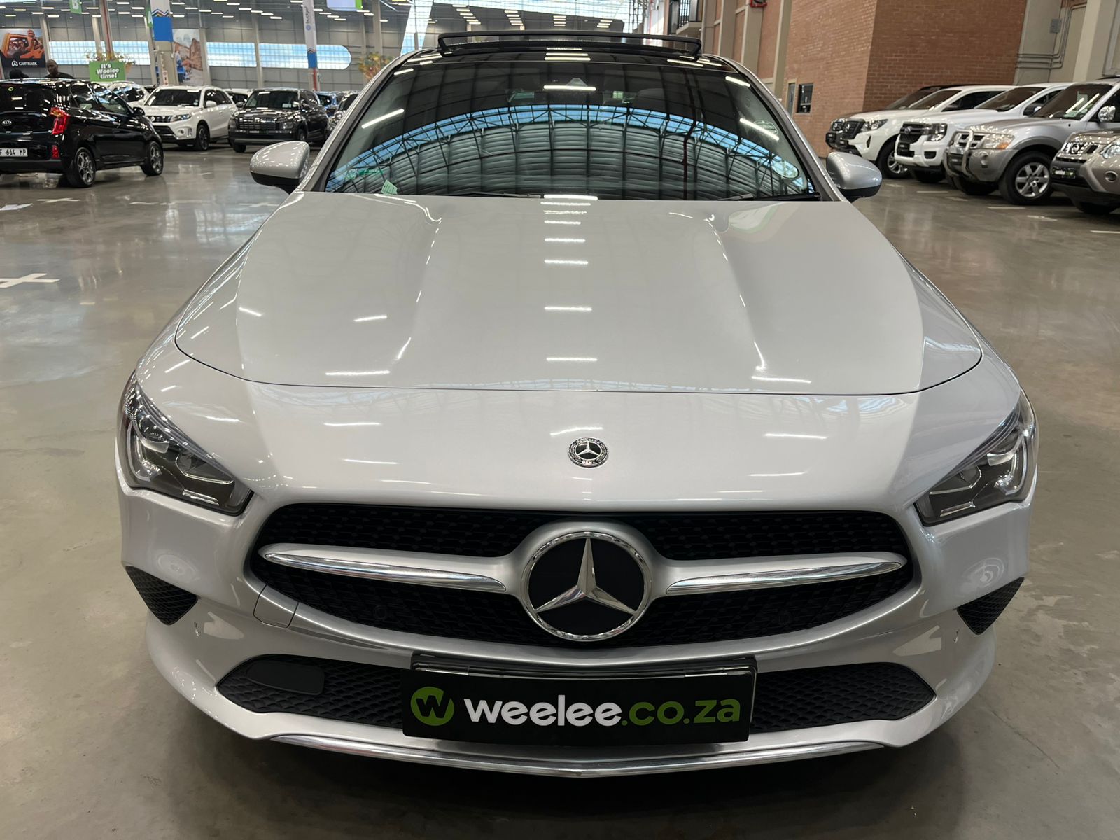 MERCEDES-BENZ CLA CLA220d A/T