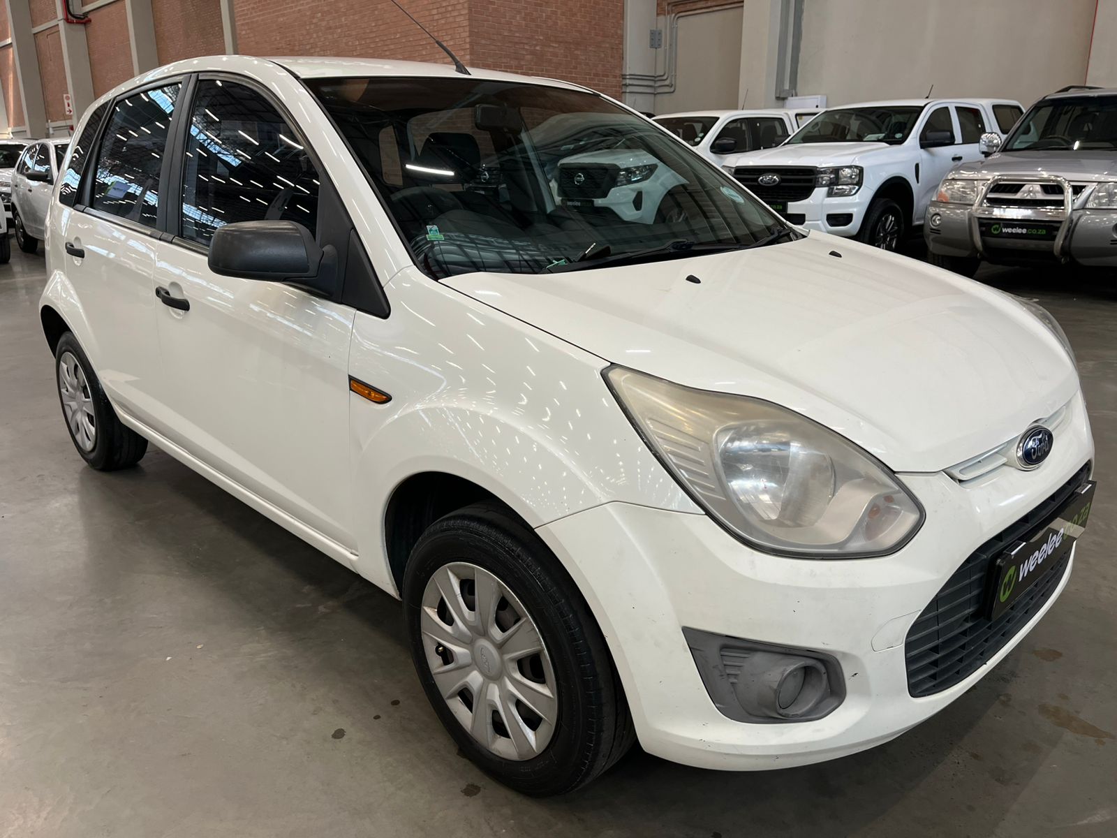 Ford Figo 1.4i Ambiente 5-Door Hatch Back