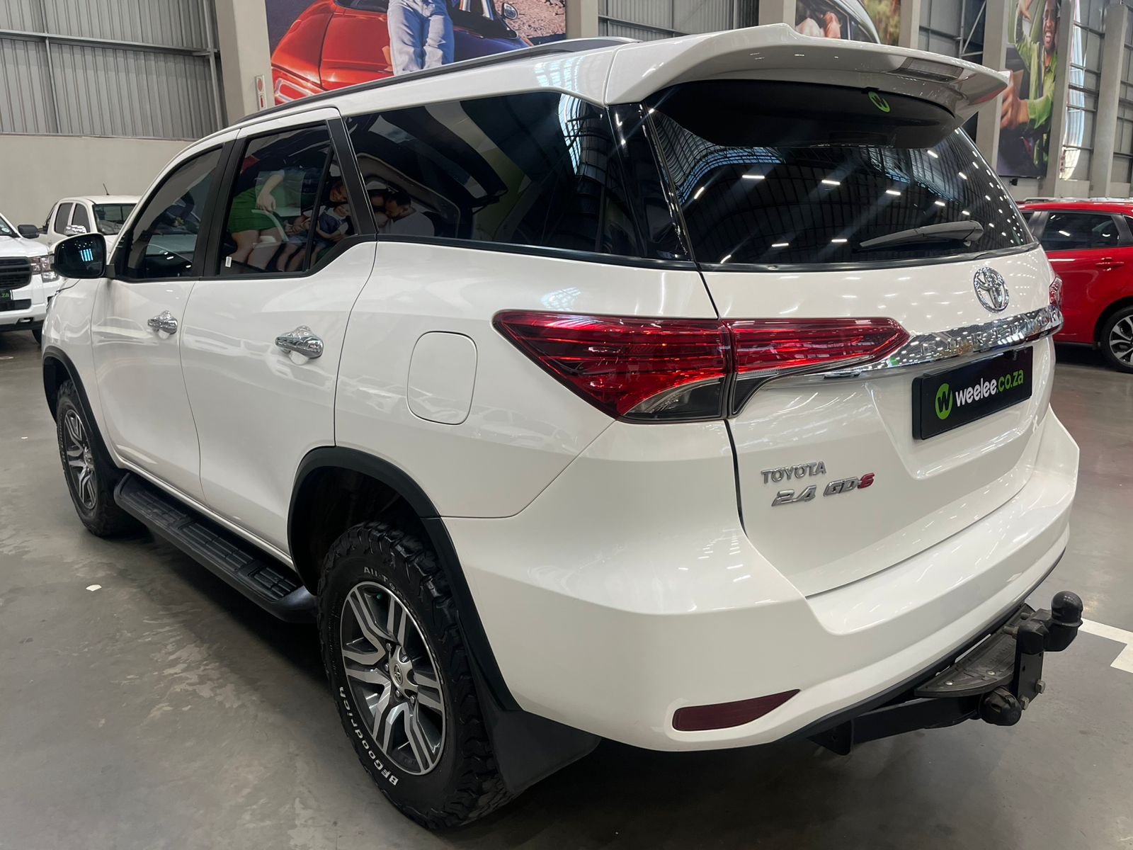 TOYOTA FORTUNER FORTUNER 2.4GD-6 R/B A/T