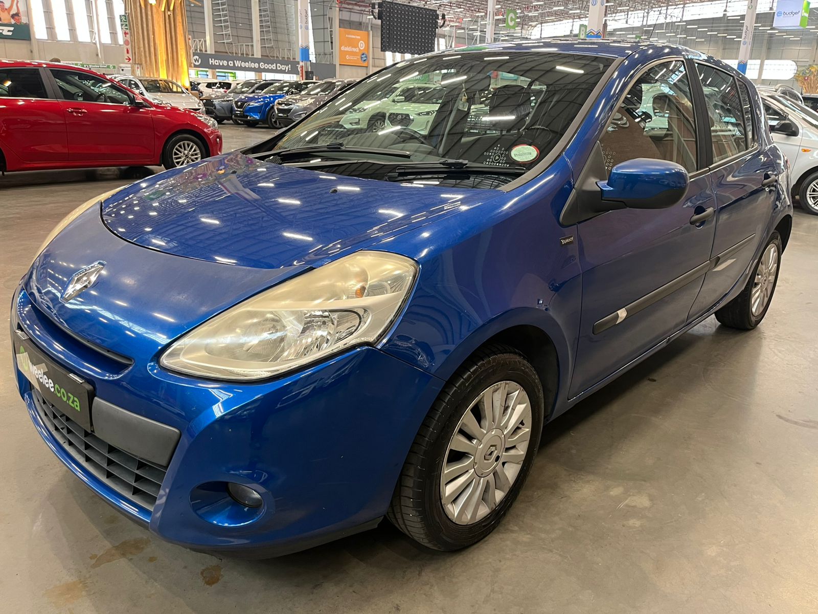 RENAULT CLIO III CLIO III 1.6 YAHOO 5DR