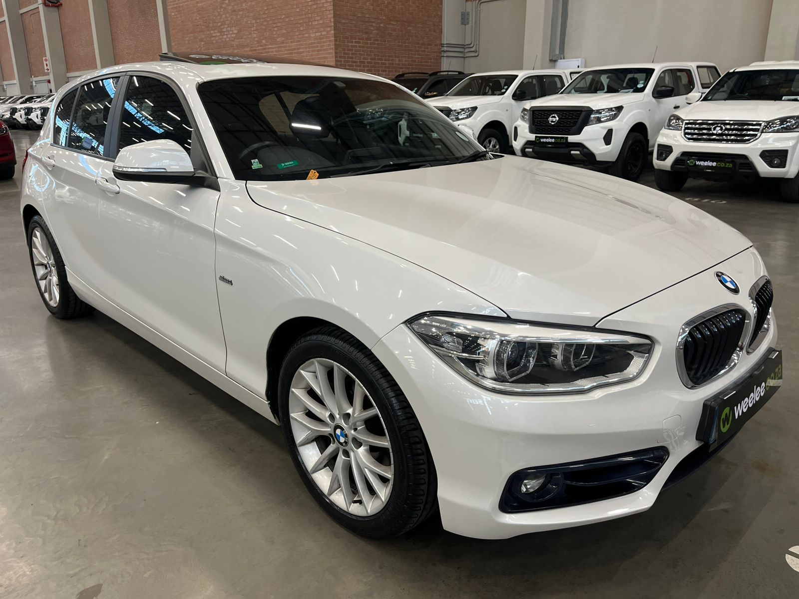 BMW 1 SERIES 118i SPORT LINE 5DR A/T (F20)