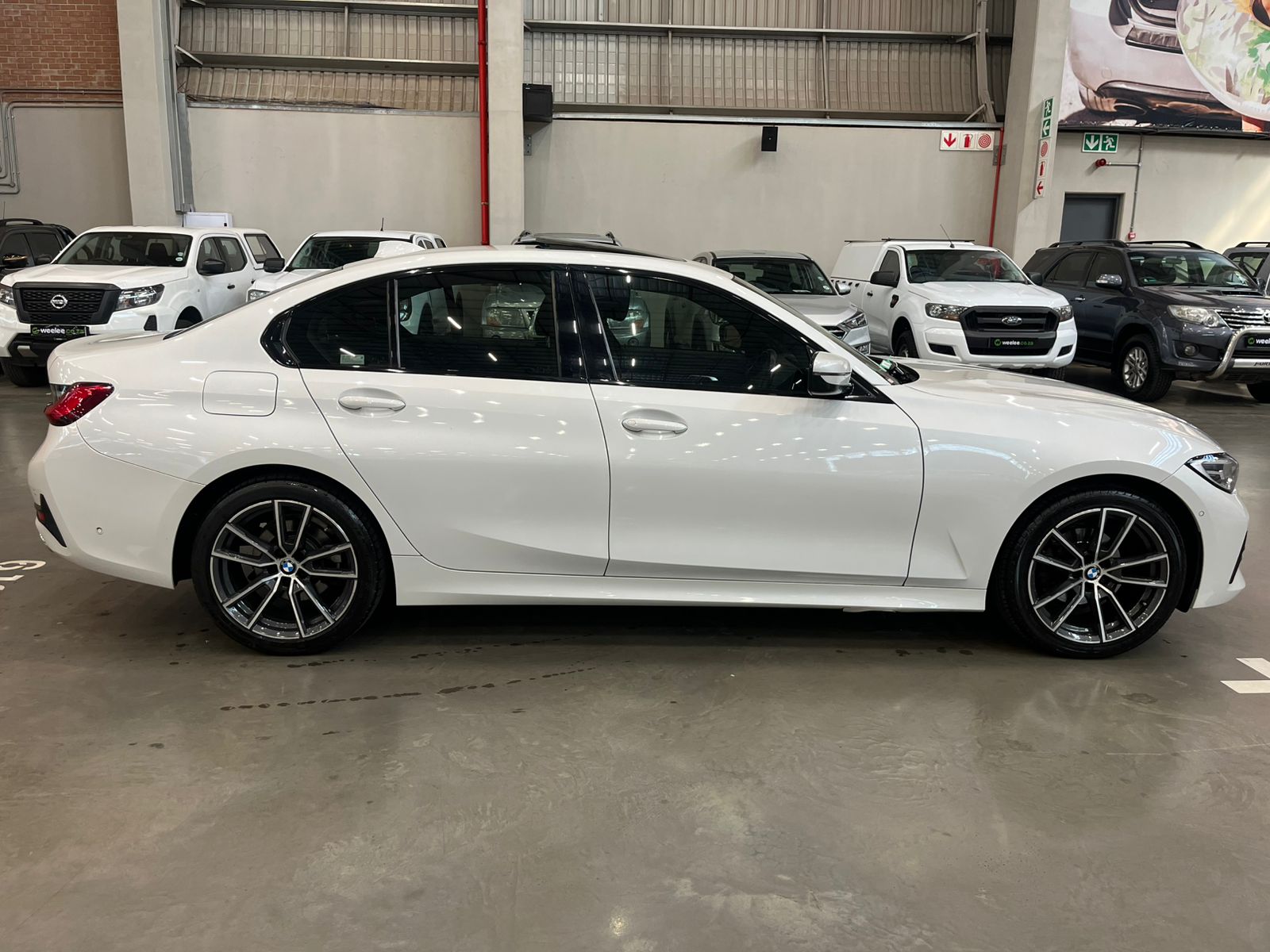 BMW 3 SERIES (G20) 318i A/T (G20)