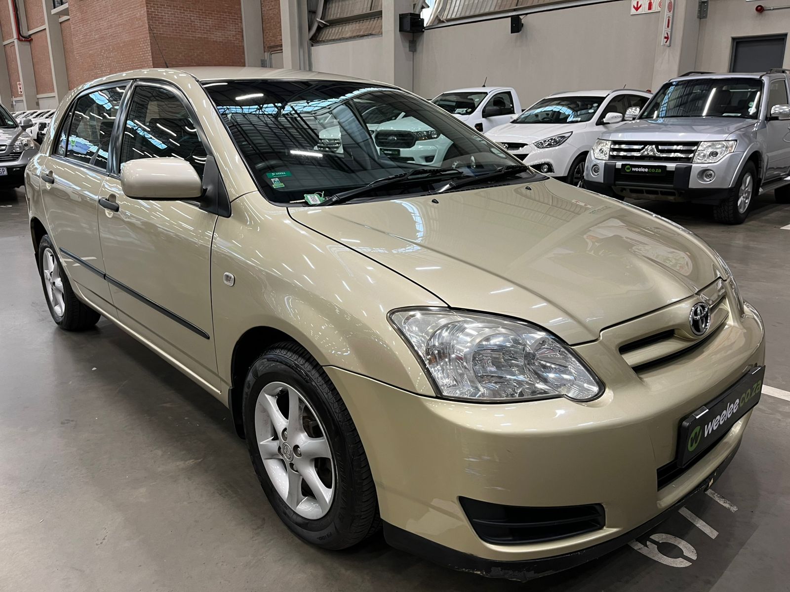 TOYOTA RUNX RunX 140i RS