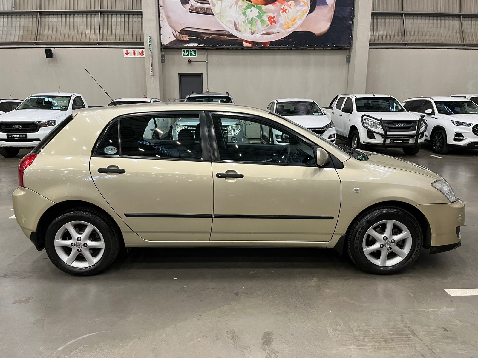 TOYOTA RUNX RunX 140i RS