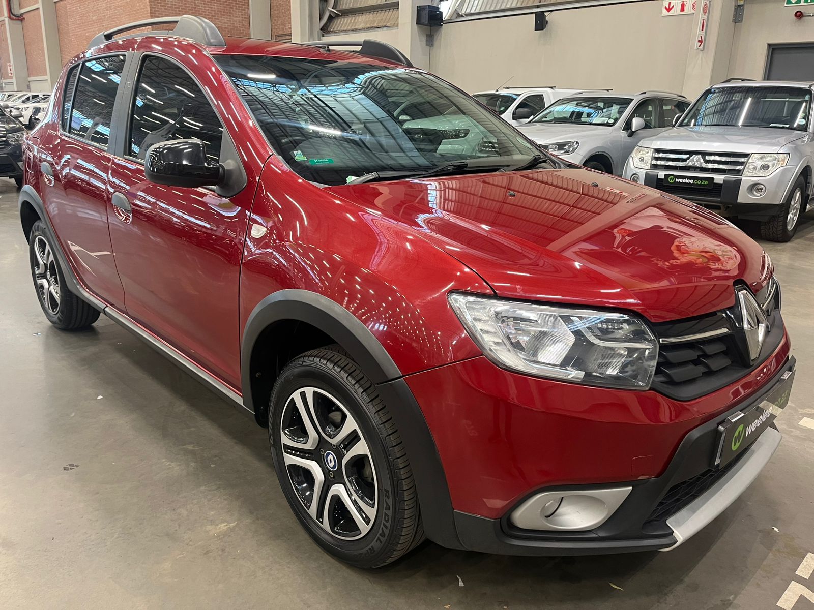 RENAULT SANDERO SANDERO 900T STEPWAY PLUS/TECHROAD