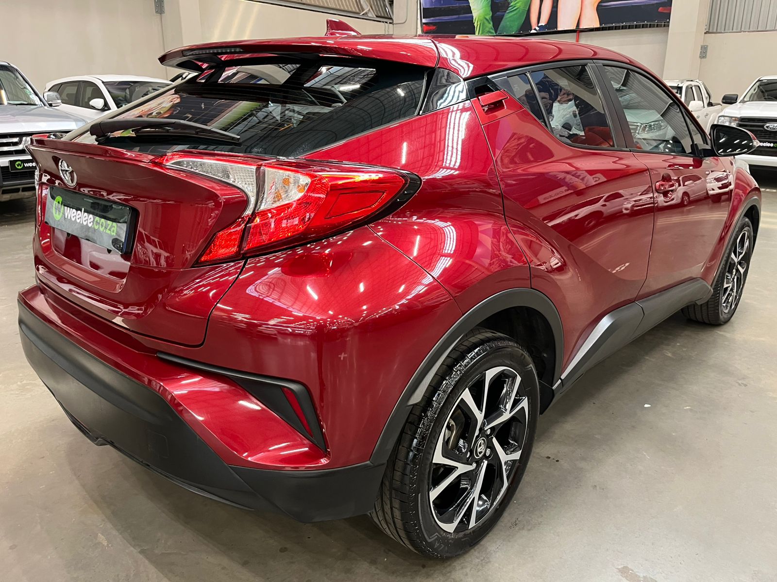 TOYOTA C-HR C-HR 1.2T PLUS CVT