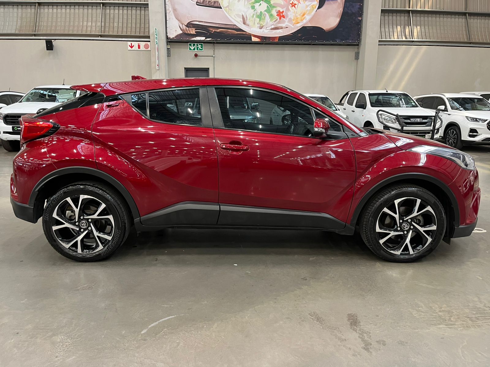 TOYOTA C-HR C-HR 1.2T PLUS CVT