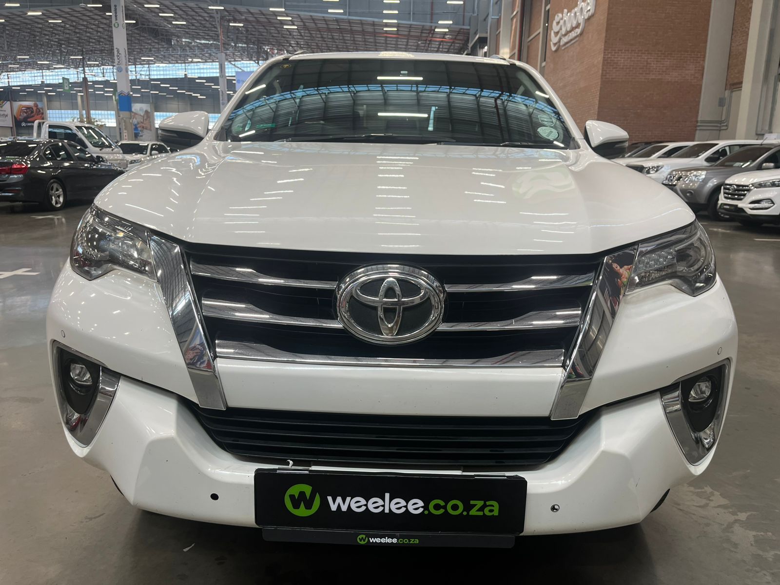 TOYOTA FORTUNER FORTUNER 2.8GD-6 R/B A/T