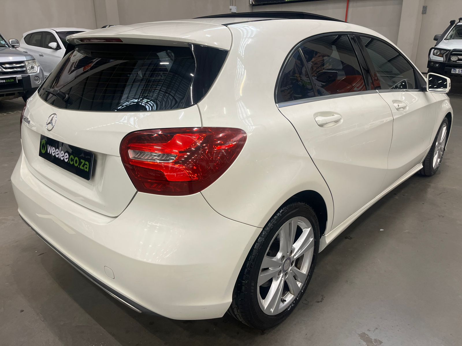 MERCEDES-BENZ A CLASS A 200d URBAN A/T