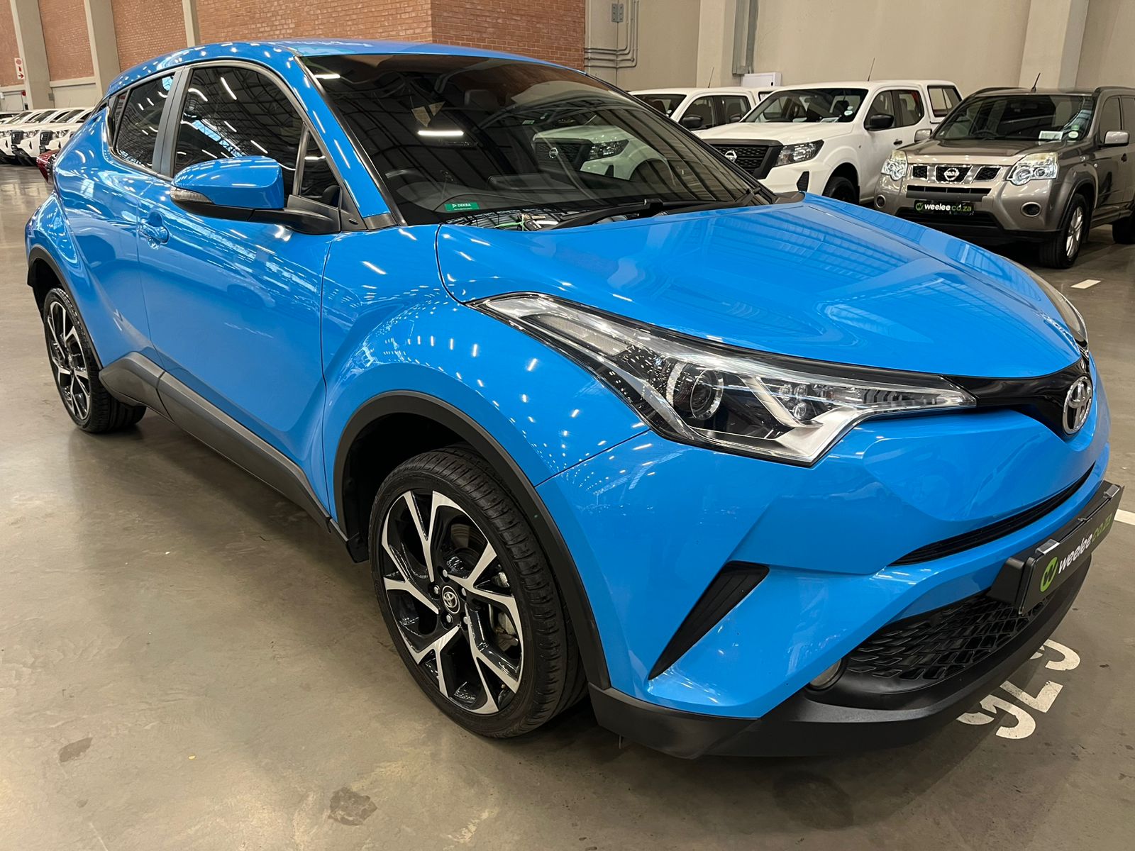 TOYOTA C-HR C-HR 1.2T PLUS