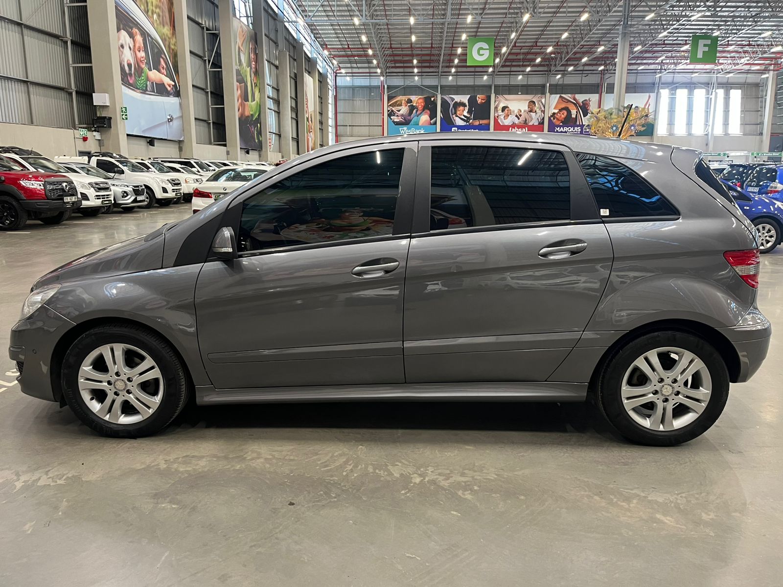 MERCEDES-BENZ B CLASS B 180 A/T