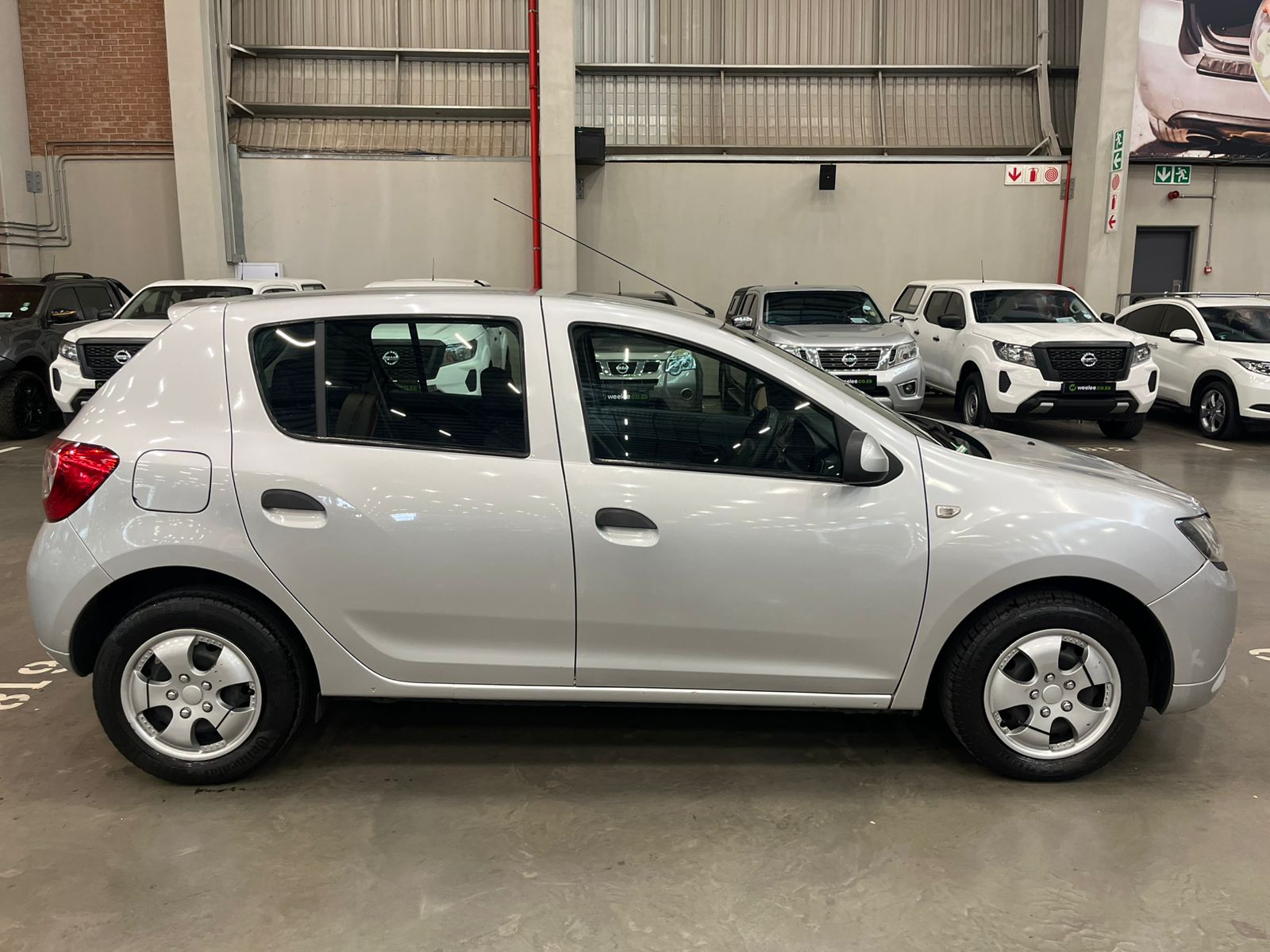 RENAULT SANDERO SANDERO 1.4 AMBIANCE