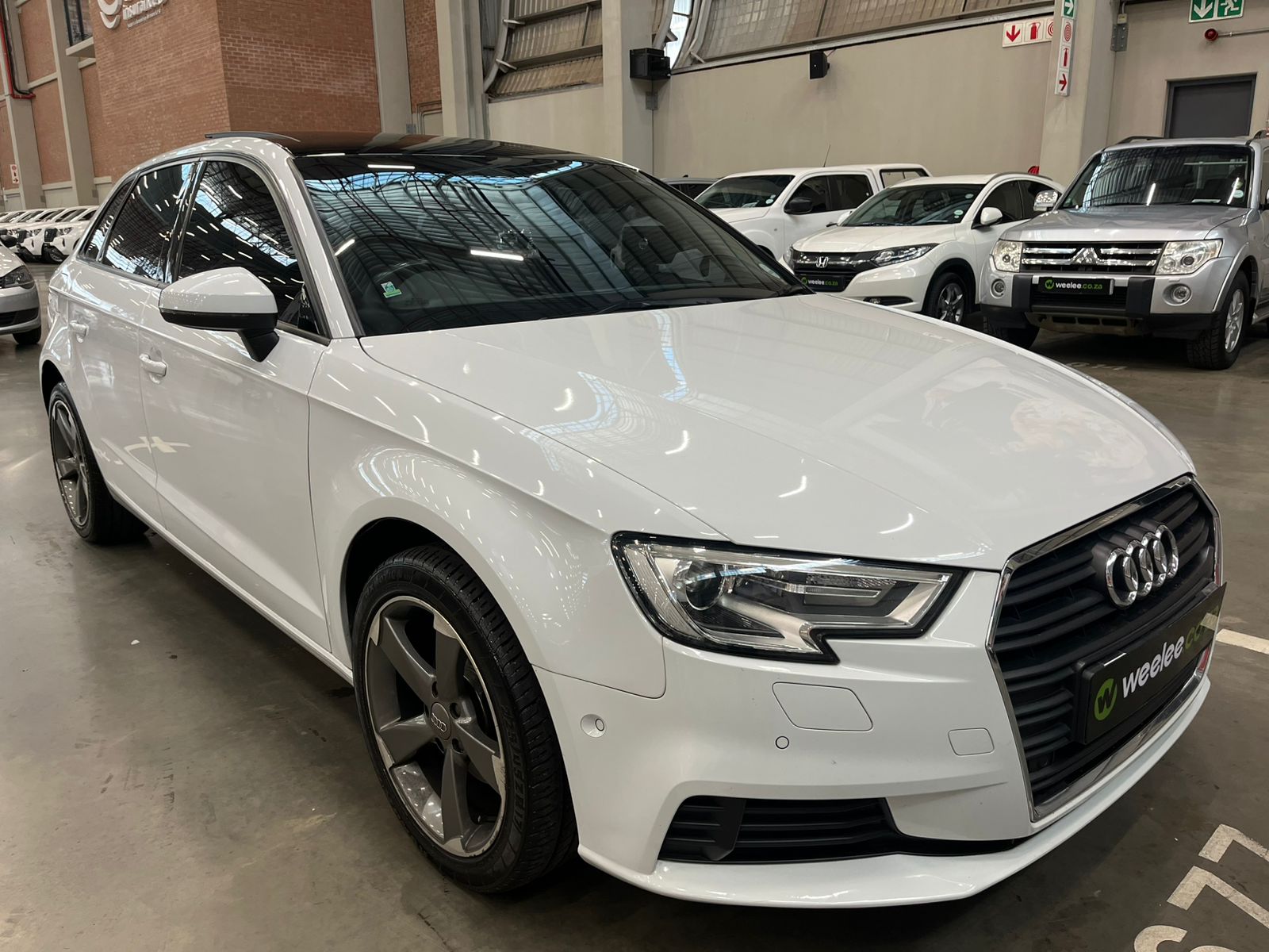AUDI A3 A3 SPORTBACK 1.4 TFSI STRONIC (35 TFSI)